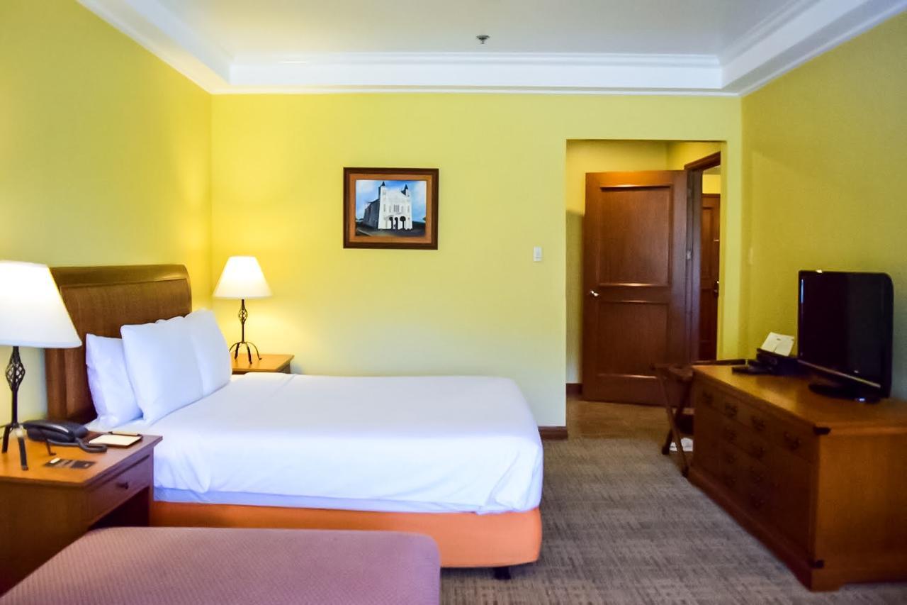 The Manor At Camp John Hay Hotel Baguio City Екстериор снимка